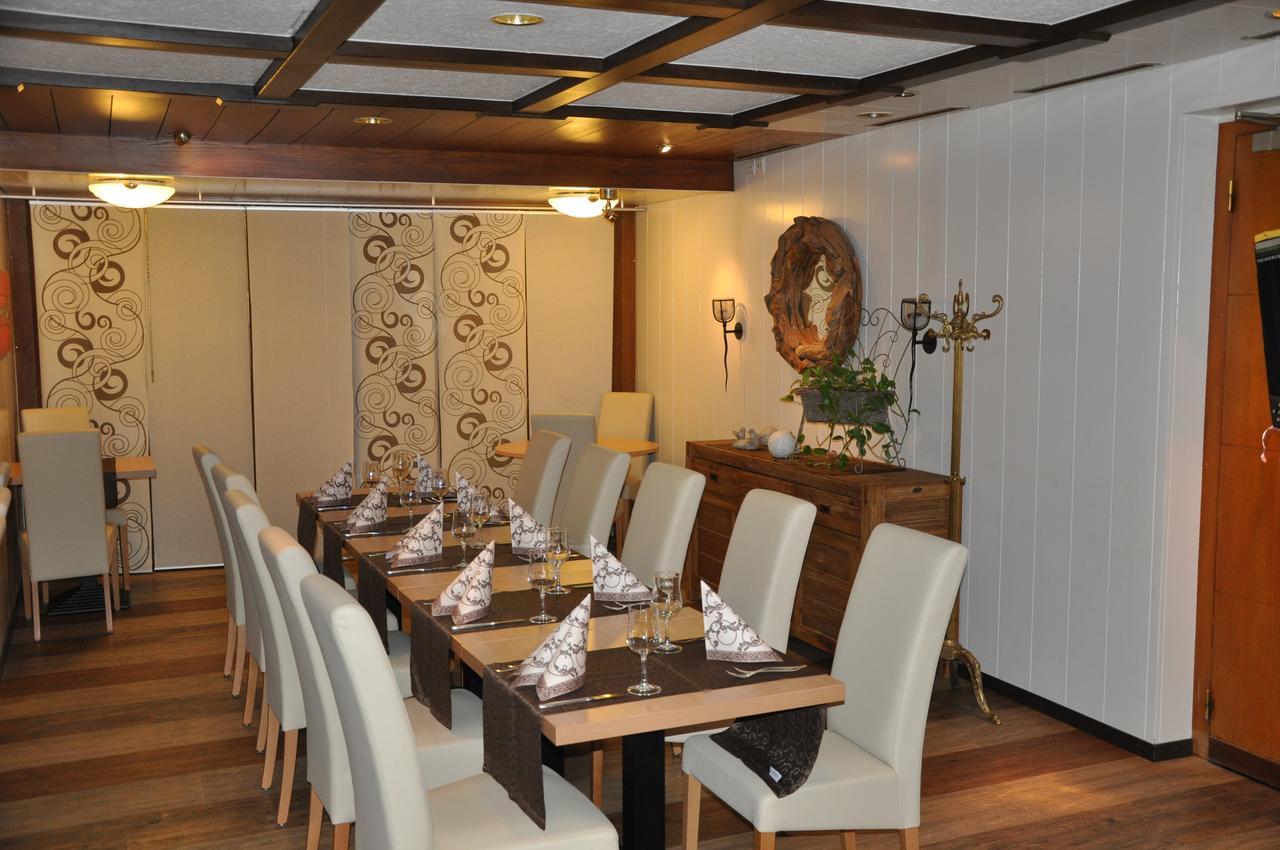 Hotel Loewen Mellingen Dış mekan fotoğraf